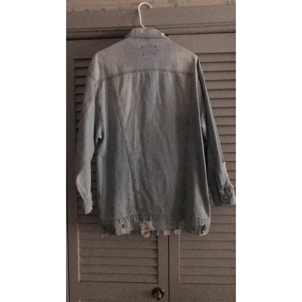 Oversized Ripped Jean Jacket - Picture 4 of 5